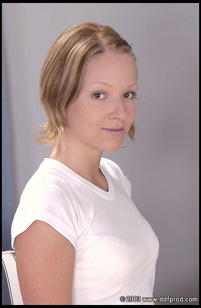 Алина, 24